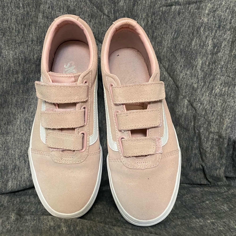 Pastel pink Velcro strap vans women’s size 7.5